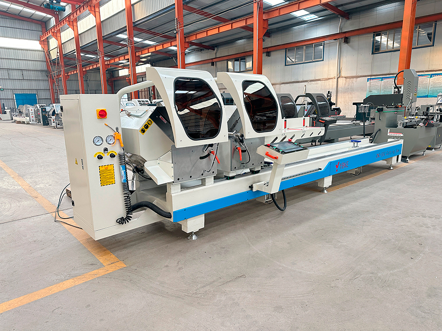 Aluminium Cutting Machine Saw